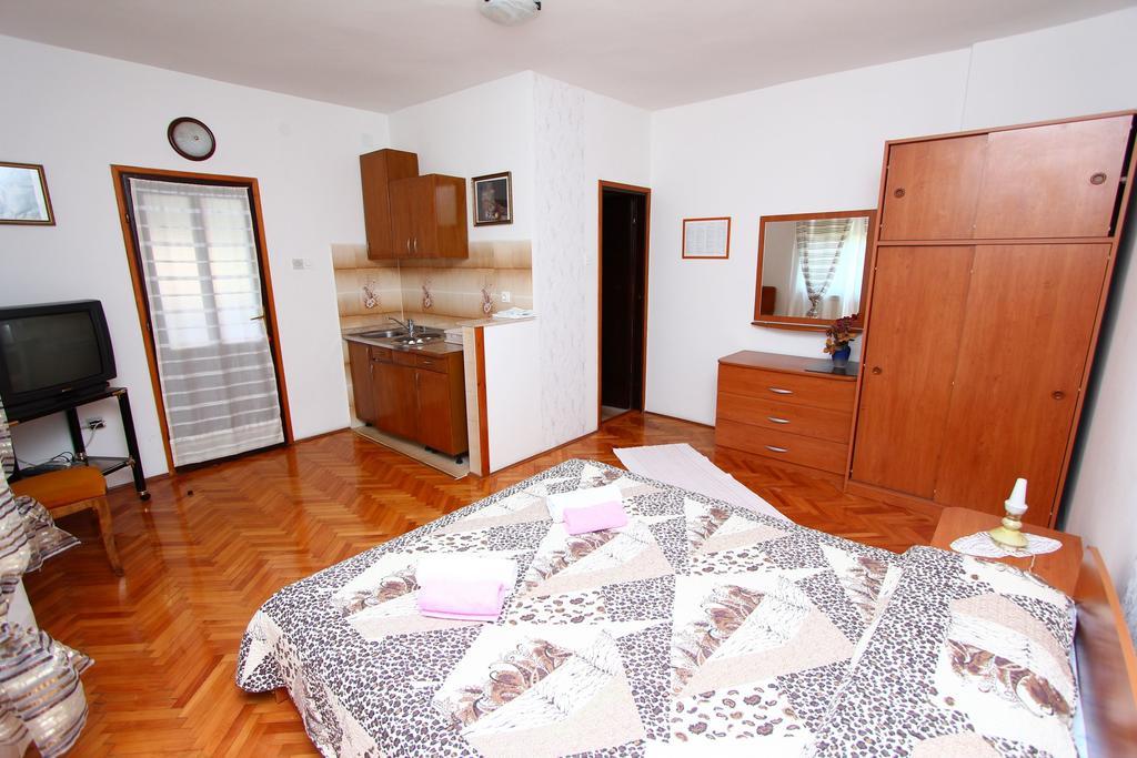 Apartments Goga 罗维尼 外观 照片