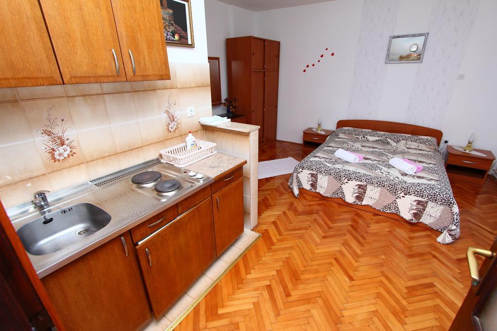 Apartments Goga 罗维尼 外观 照片